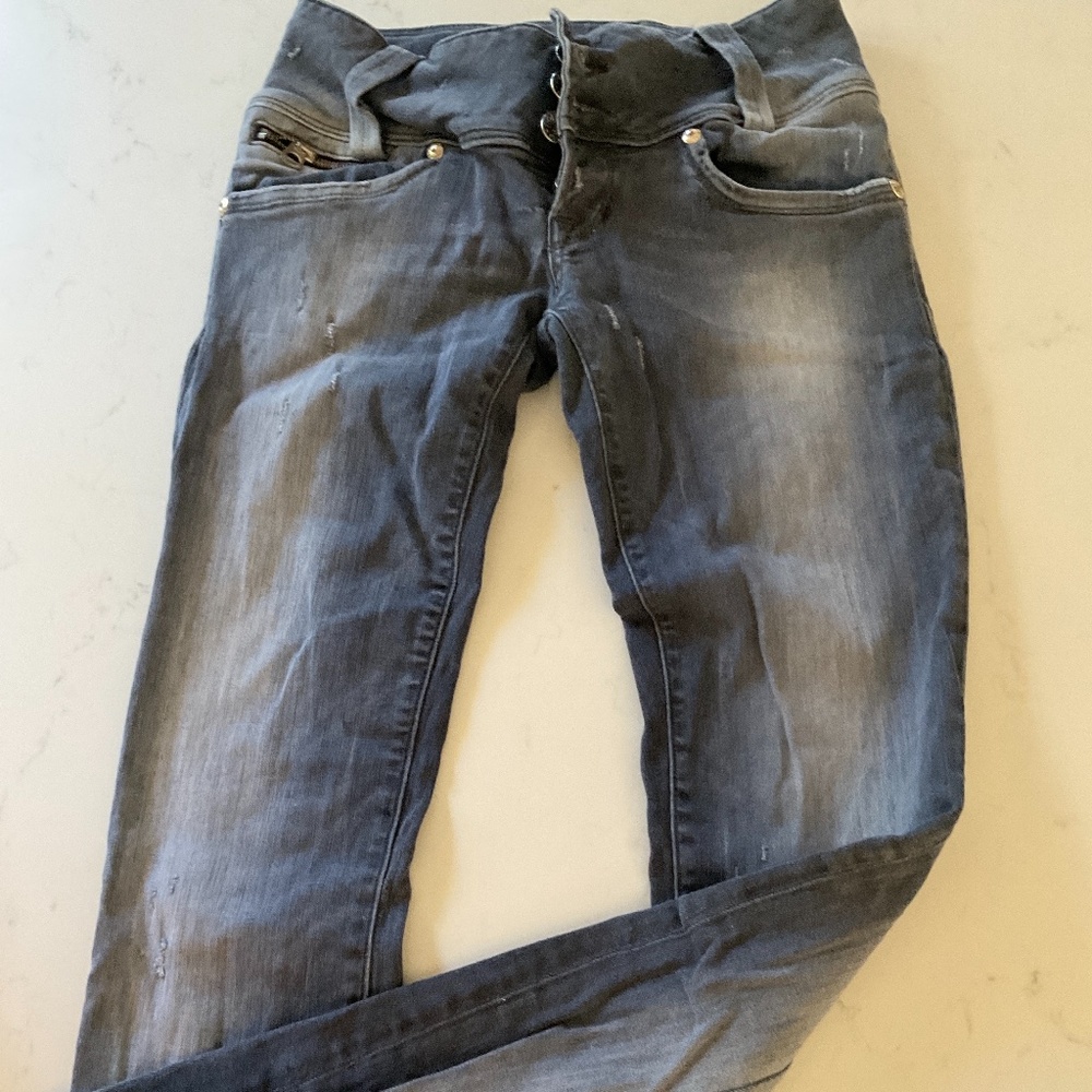 Nolita Stretch Skinny jeans